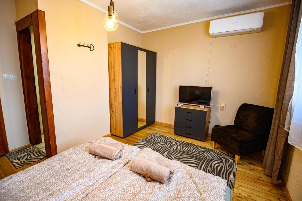 Lalev Guest House Bansko Exterior foto