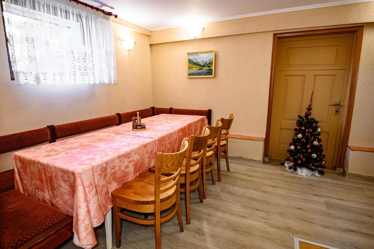 Lalev Guest House Bansko Exterior foto