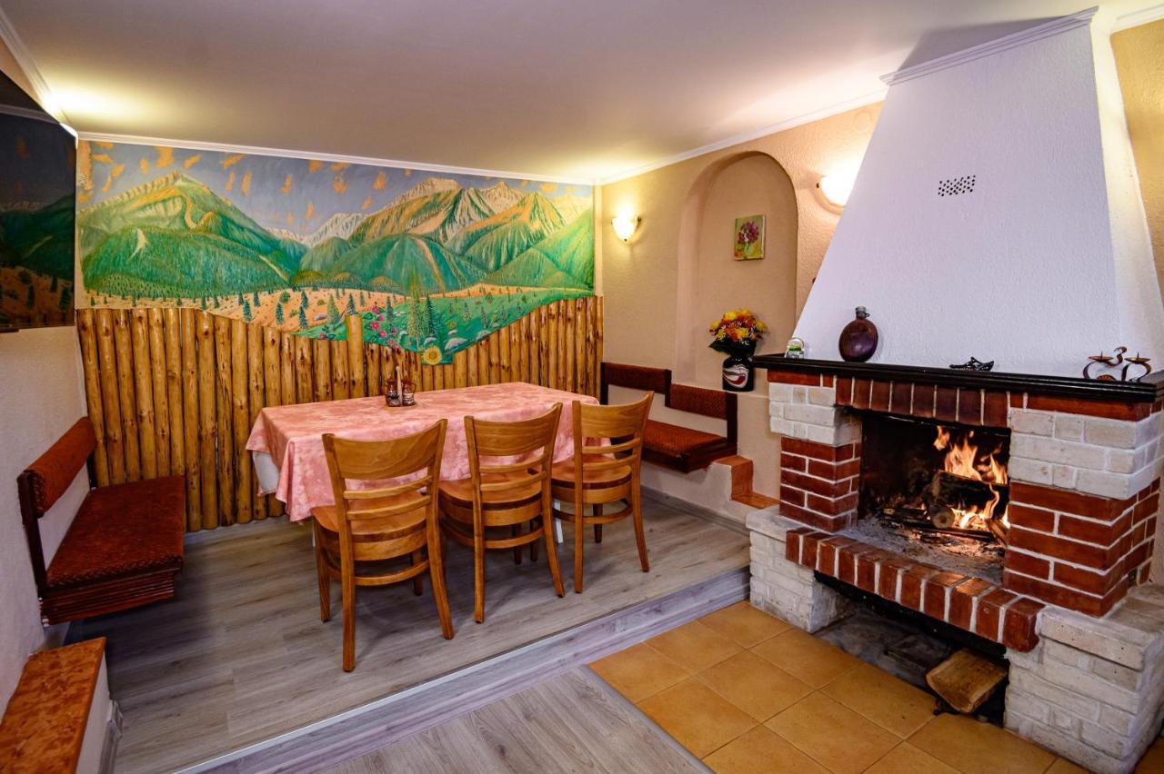Lalev Guest House Bansko Exterior foto
